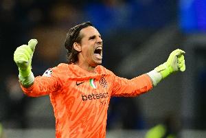 记者:加拉塔萨雷有意索默,球员希望获得800万欧年薪