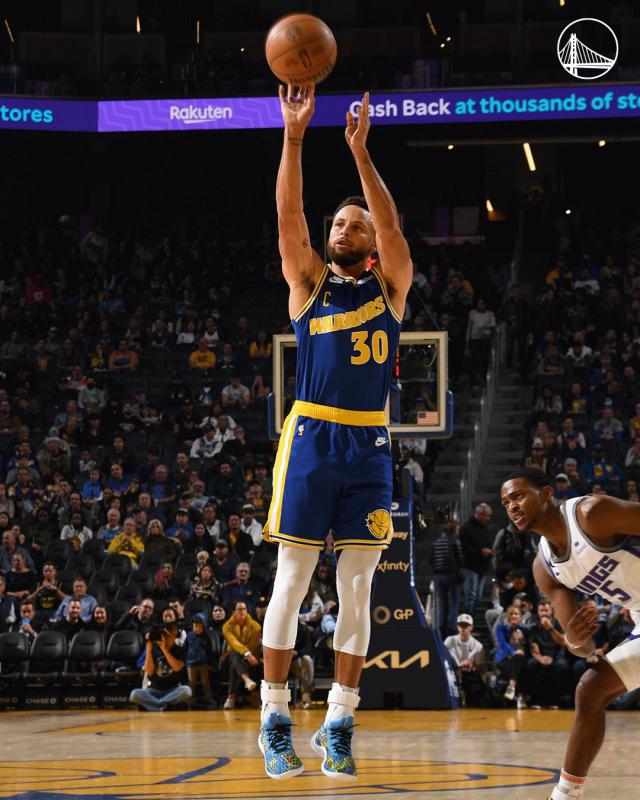 1667915828893001831.png 库里砍下47分艰难带队赢球,勇士连败结束问题依旧