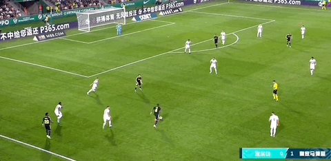 1666308869014058207.gif 【早报】滕哈赫说到做到!C罗遭停赛!1月或走人!